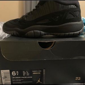 Air Jordan 11s Low